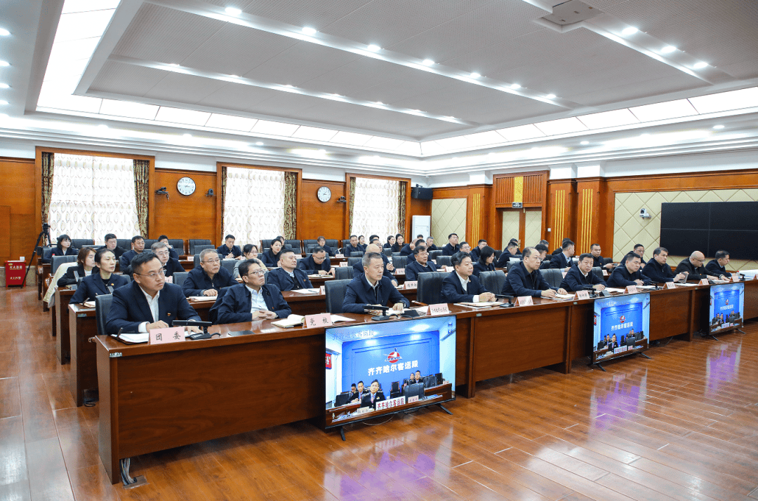 集團公司黨委召開集團公司宣傳思想文化工作電視電話會議:租車公司電話
